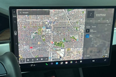 2023 Tesla Model X Base