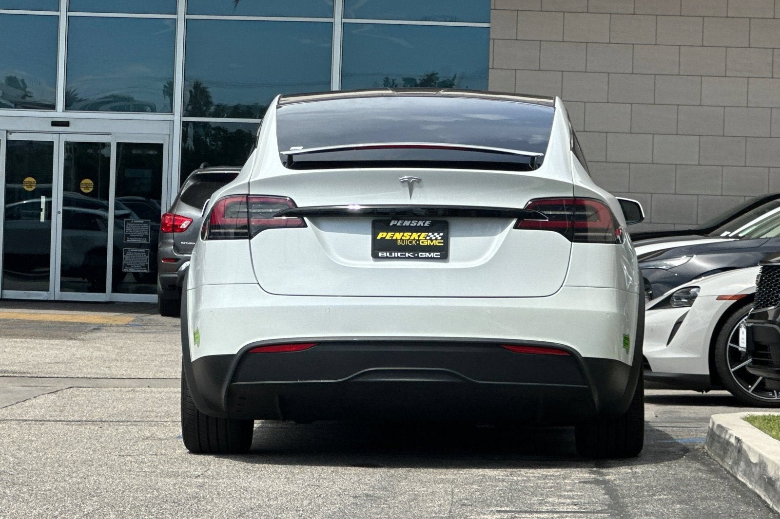 2023 Tesla Model X Base