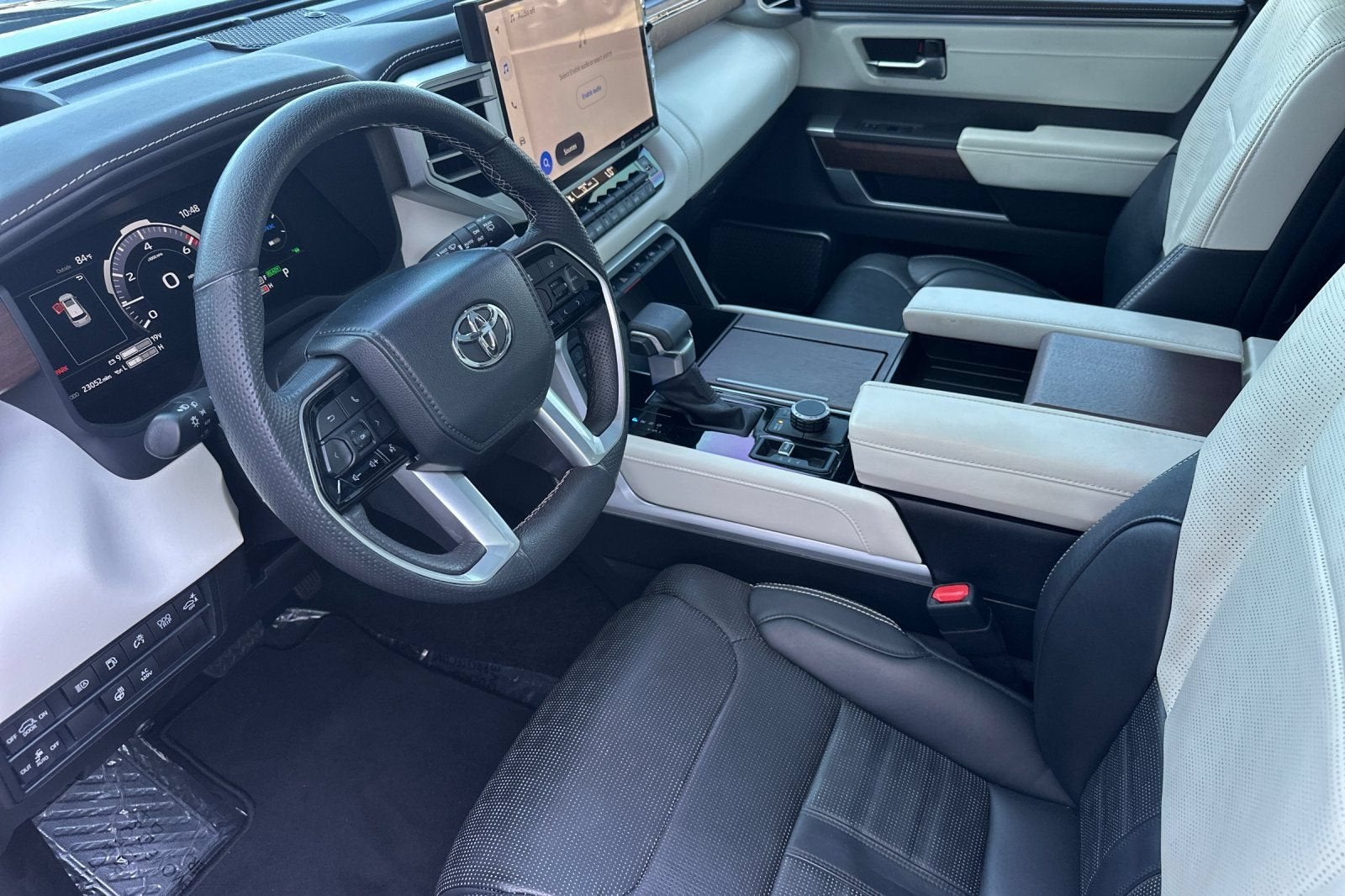 2024 Toyota Sequoia Capstone