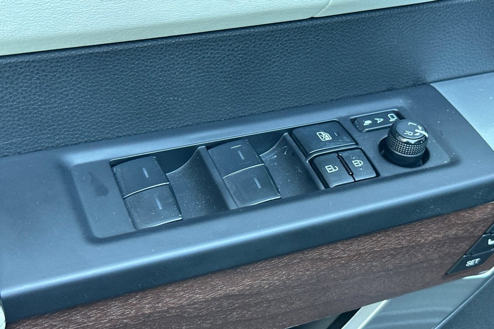 2024 Toyota Sequoia Capstone