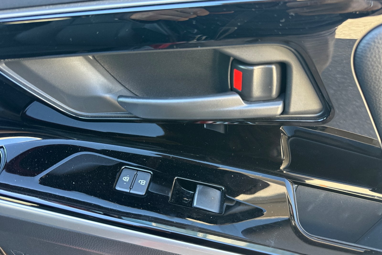 2025 Subaru Solterra Limited