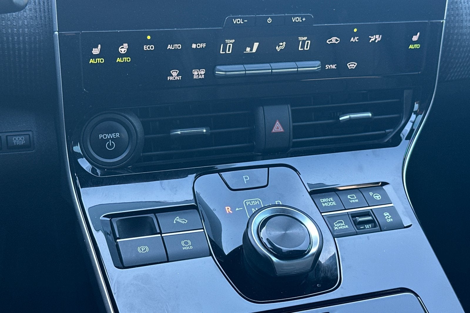 2025 Subaru Solterra Limited