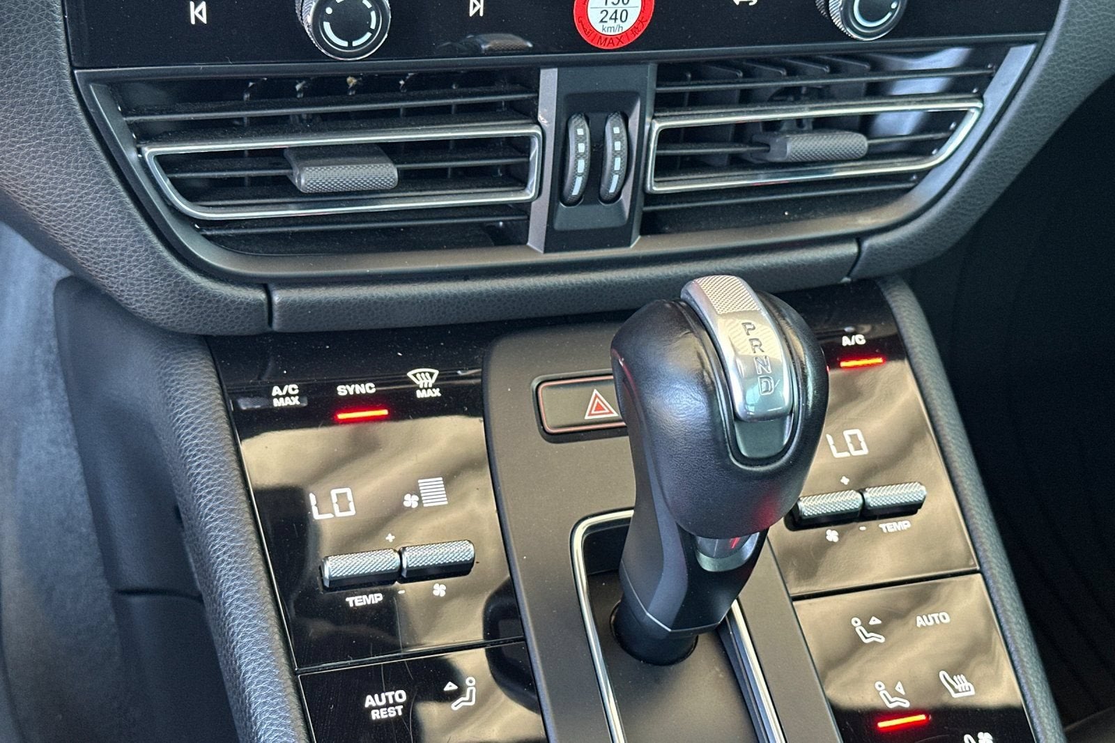 2024 Porsche Macan NA
