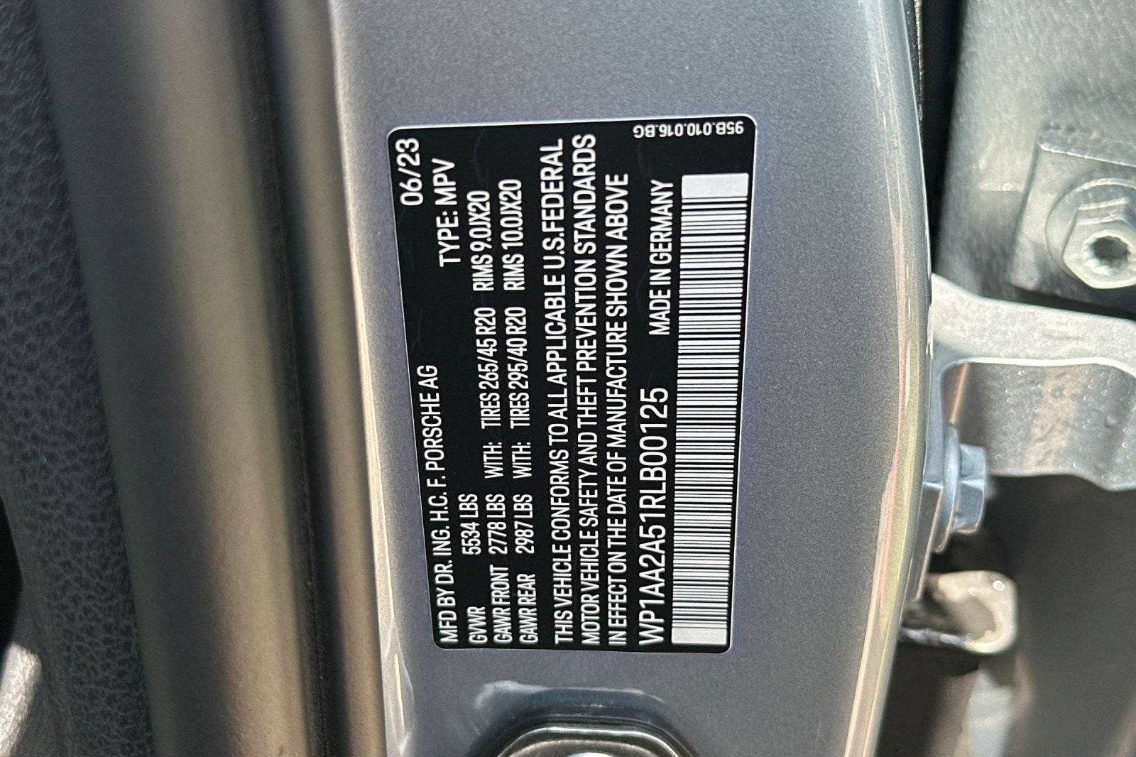2024 Porsche Macan NA