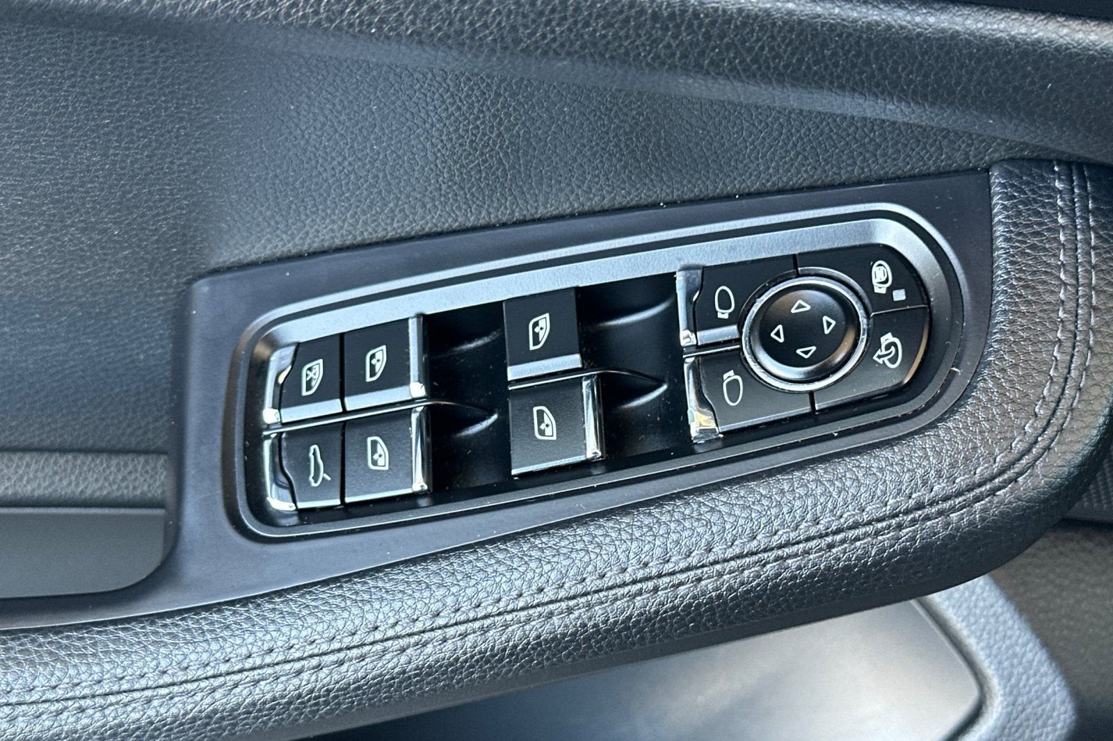 2020 Porsche Macan S